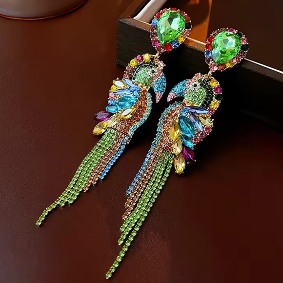 Naomi - Luxury Statement Multicolor Natural Crystals Dangle Earrings.2025 Trendy - Picture 5 of 12
